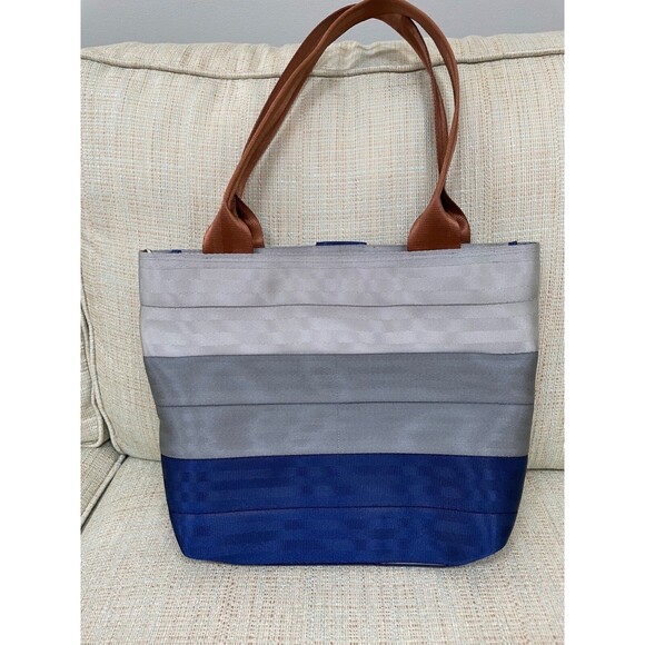 Handmade Seatbelt Tote (Similar to Harveys) - Picture 1 of 7